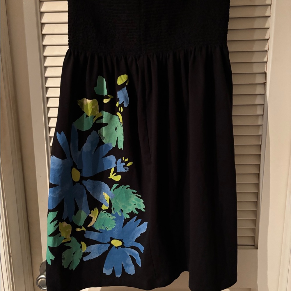 Floral Black cover up dress - Picture 2 of 4